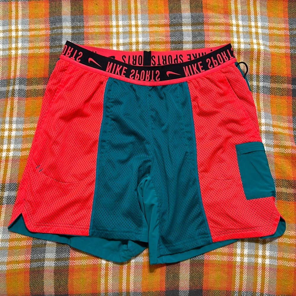 Nike sports reversible shorts